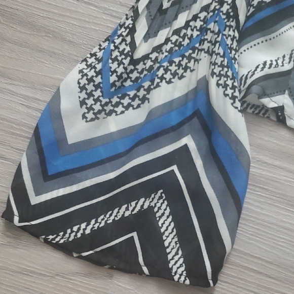 Camille La Vie Chevron Blouse in Black, Blue, and White - Picture 5 of 9